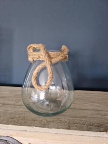 Vase solidaire pour bouquet rond